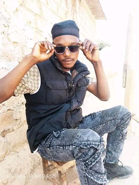 Damostar ft m Right x Kachokwe bwoy & Ray mix zambi